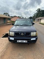 Nissan Hardbody 2009 Blue for sale