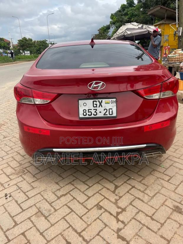 Hyundai Elantra 2013 Red