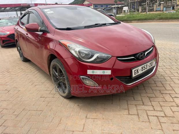 Hyundai Elantra 2013 Red
