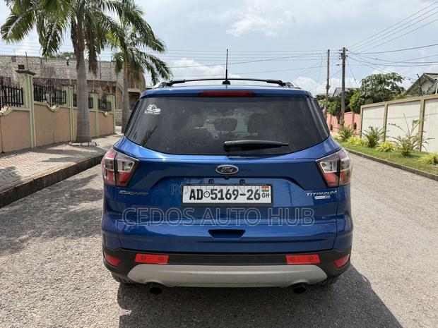 Ford Escape Titanium 4x4 2017 Blue