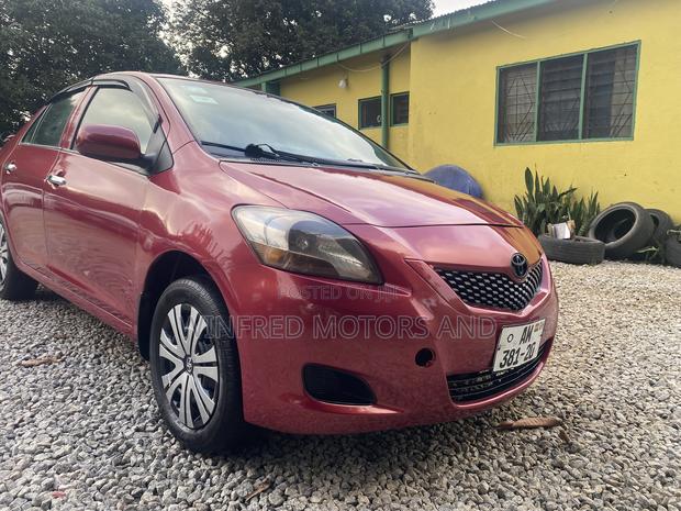 Toyota Yaris 1.5 2009 Red