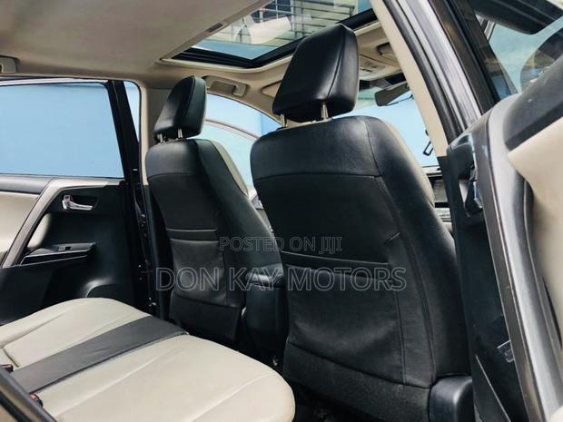 Toyota RAV4 2018 Black