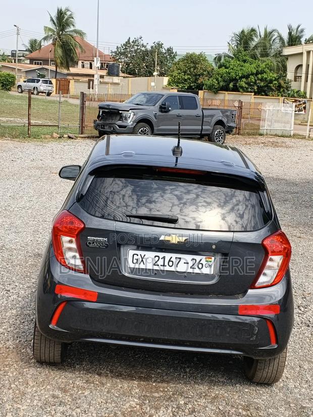 Chevrolet Spark 2020 Gray