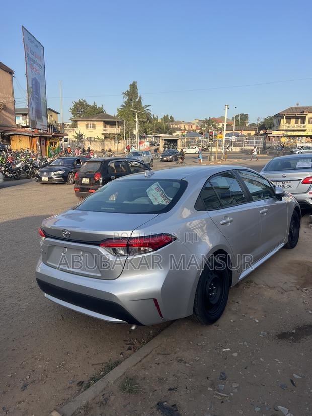 Toyota Corolla L 2020 Silver
