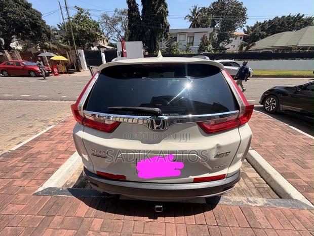 Honda CR-V Touring AWD 2019 Beige