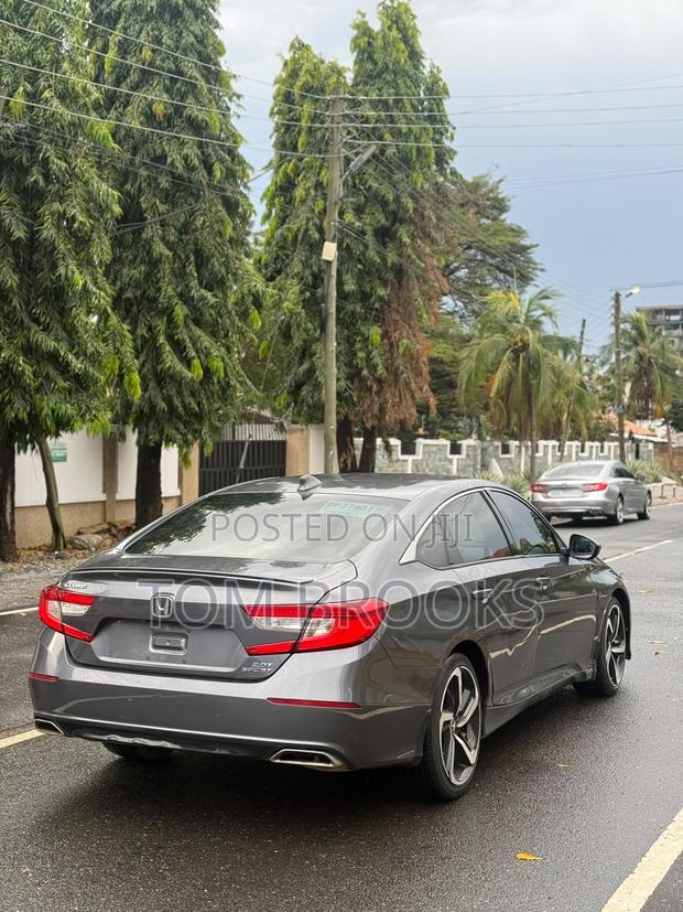 Honda Accord Sport 2.0T 2020 Gray