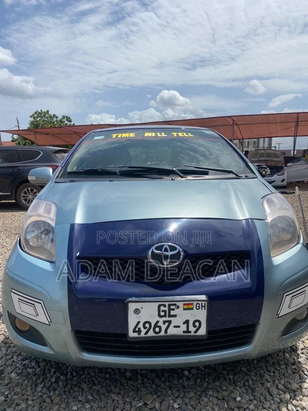 Toyota Vitz 2010