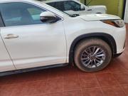 Toyota Highlander 2019 White for sale