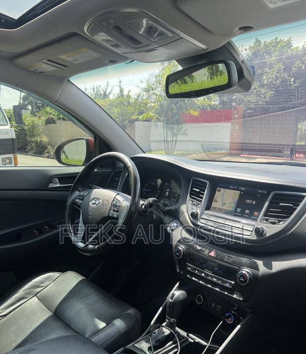 Hyundai Tucson Limited AWD 2016 Orange