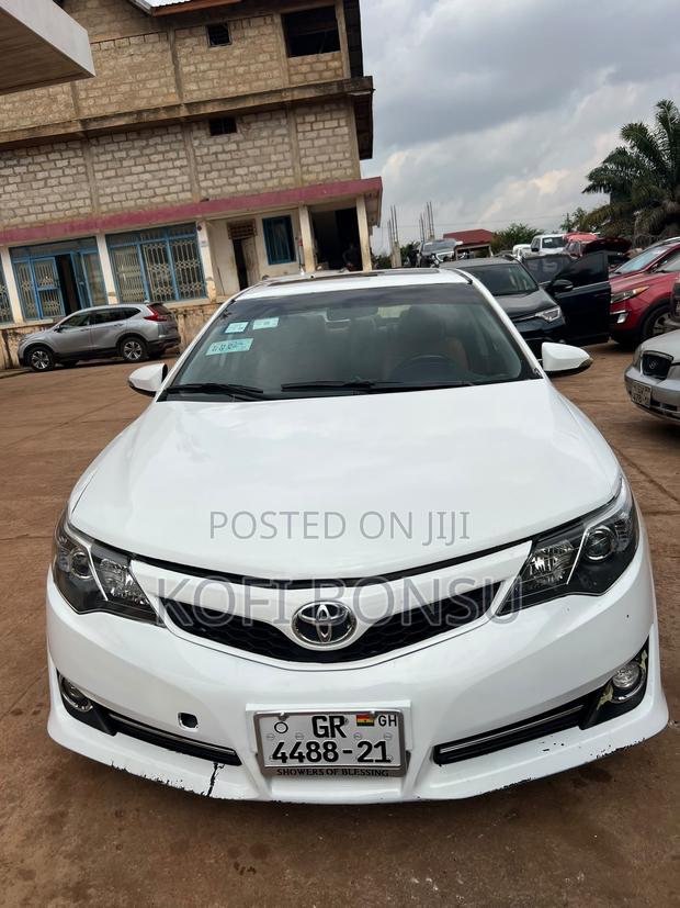 Toyota Camry L 4dr Sedan (2.5L 4cyl 6A) 2014 White
