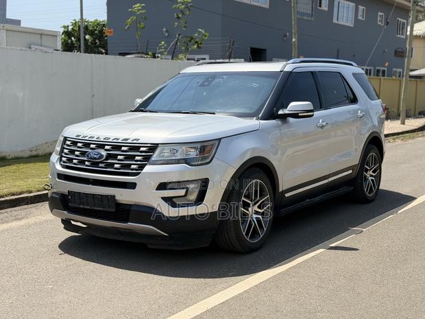 Ford Explorer 2016 Silver