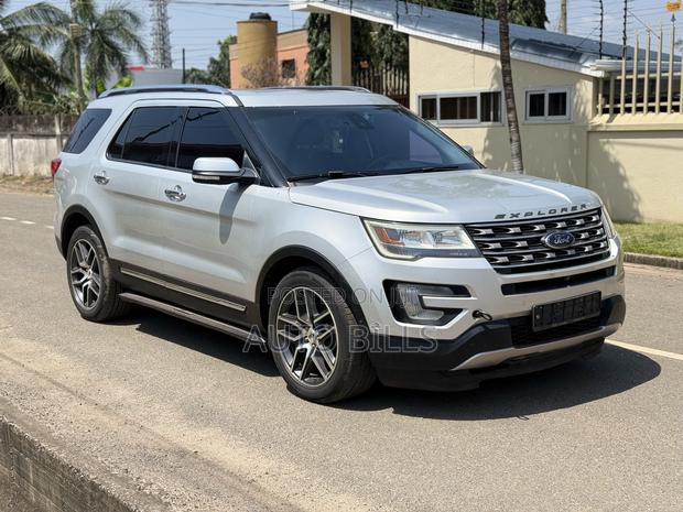 Ford Explorer 2016 Silver