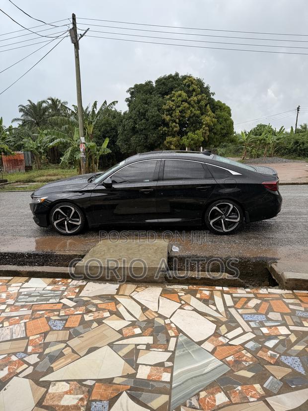 Honda Accord Sport (2.0L 4cyl Turbo 6M) 2019 Black