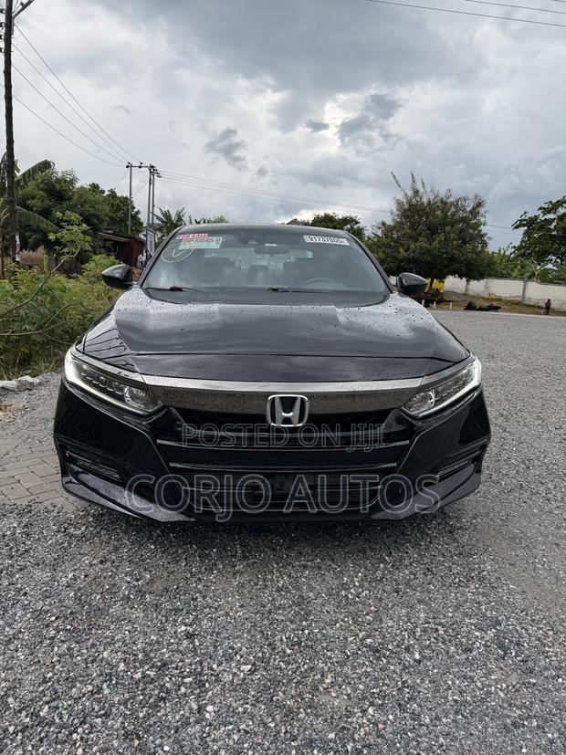 Honda Accord Sport (2.0L 4cyl Turbo 6M) 2019 Black