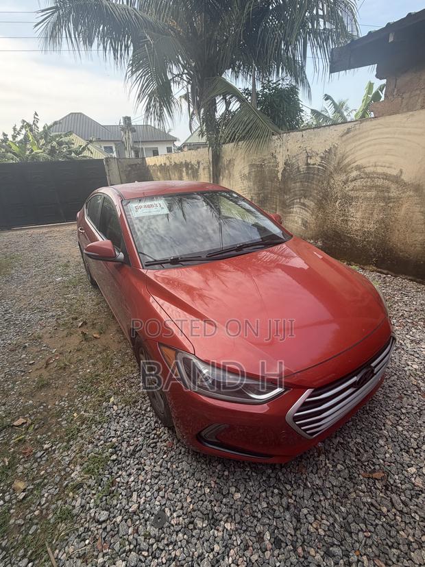 Hyundai Elantra 2017 Orange