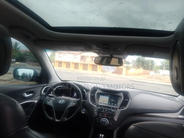 Hyundai Santa Fe 2017 Blue