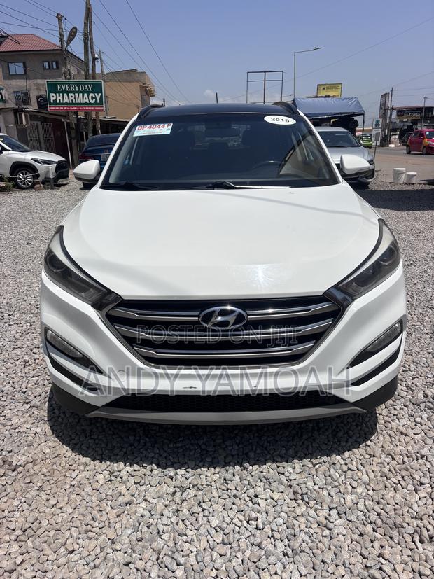Hyundai Tucson 2018 White
