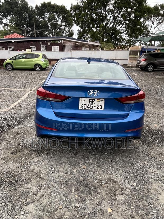Hyundai Elantra 2017 Blue