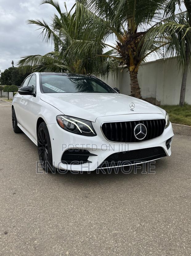 Mercedes-Benz E300 2017 White