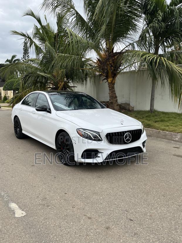 Mercedes-Benz E300 2017 White