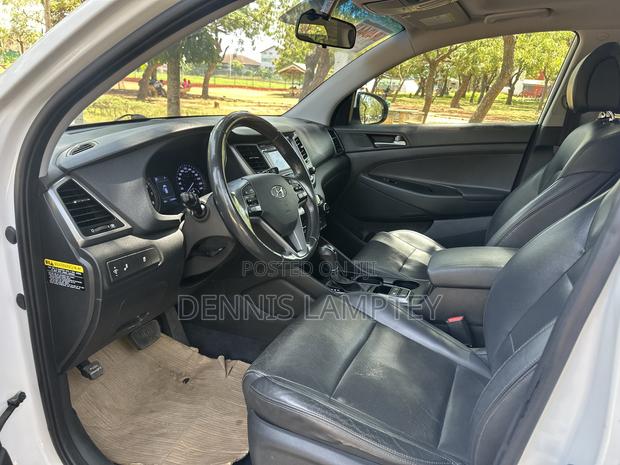 Hyundai Tucson 2017 White