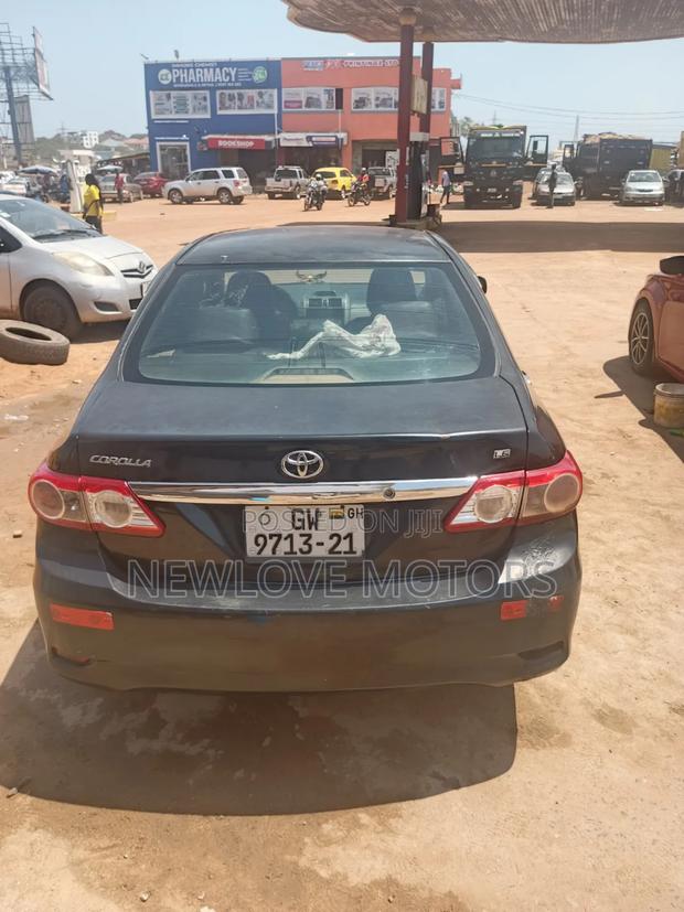 Toyota Corolla S 5-Speed 2013 Black