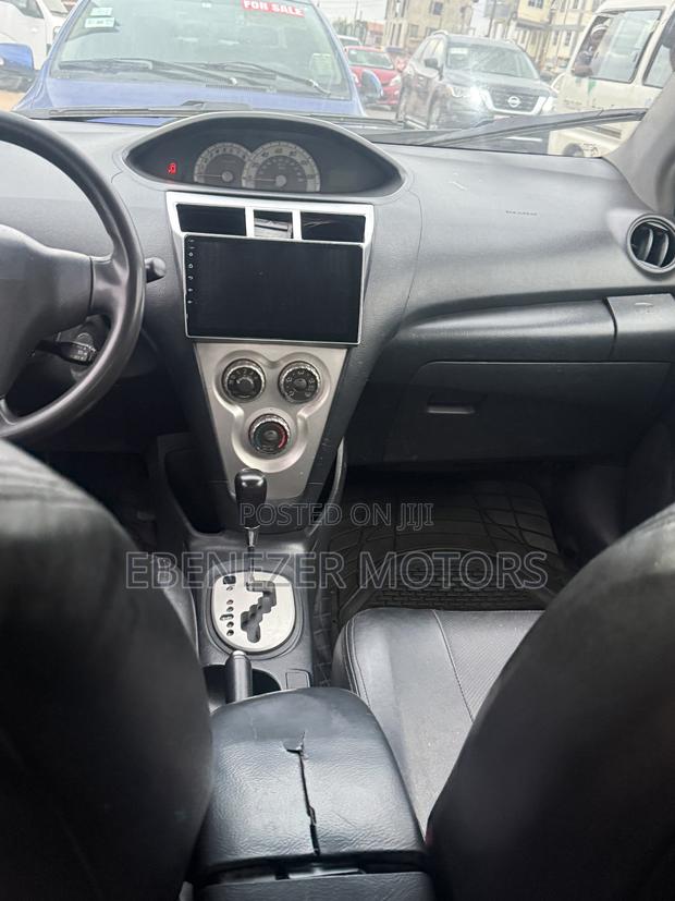 Toyota Yaris 2008 White