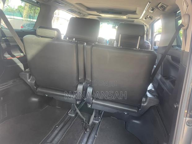 Toyota Alphard 2.4 Petrol FWD 2015 Gray