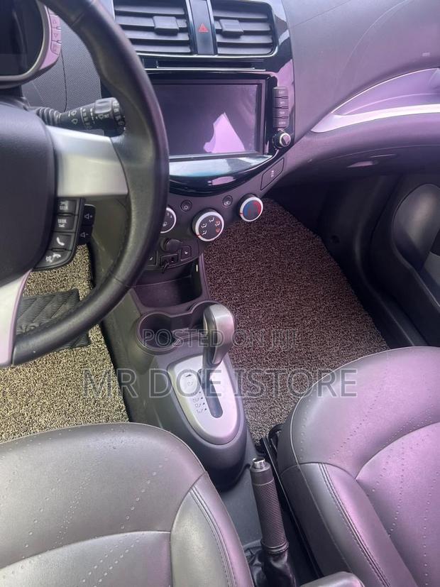 Chevrolet Spark 1LT 4dr Hatchback (1.2L 4cyl 5M) 2015 Gray