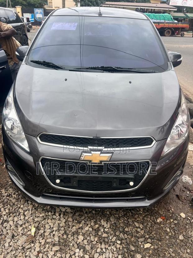 Chevrolet Spark 1LT 4dr Hatchback (1.2L 4cyl 5M) 2015 Gray