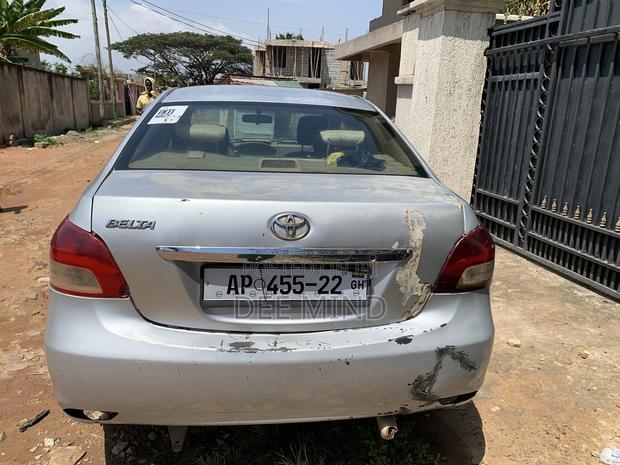 Toyota Belta 2009 Gray