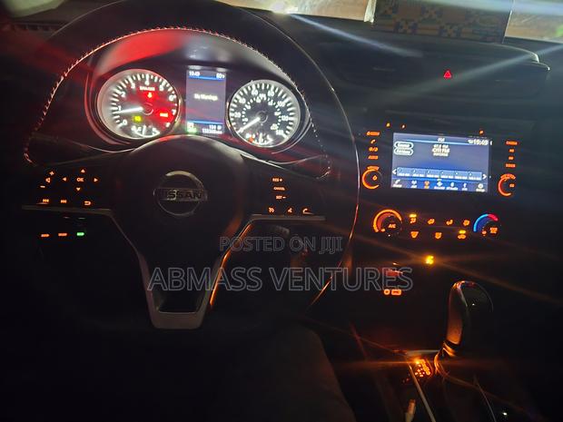 Nissan Rogue S AWD 2018 Silver