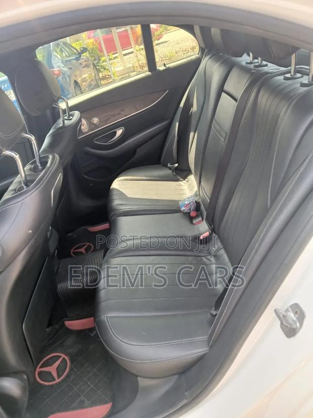 Mercedes-Benz E300 2018 Black