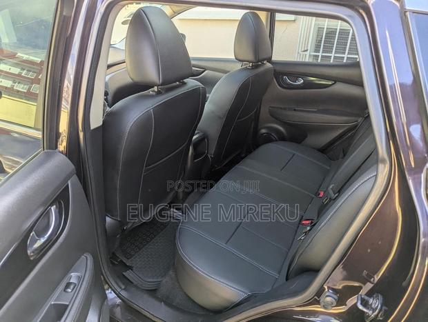 Nissan Qashqai 2015 Brown