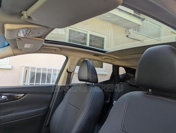 Nissan Qashqai 2015 Brown
