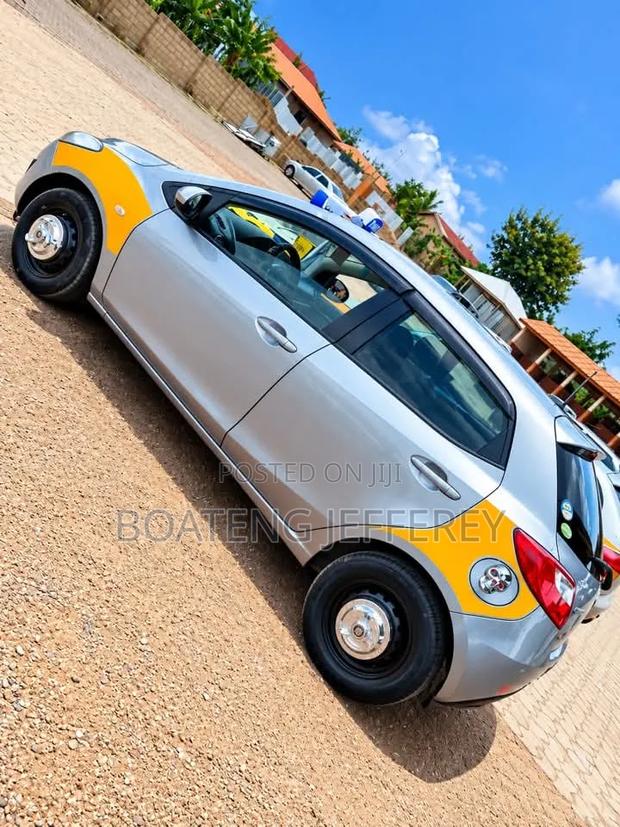 Mazda Demio 2012 Gray