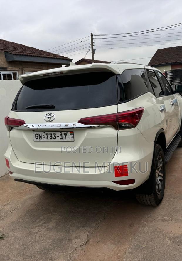 Toyota Fortuner 2017 White