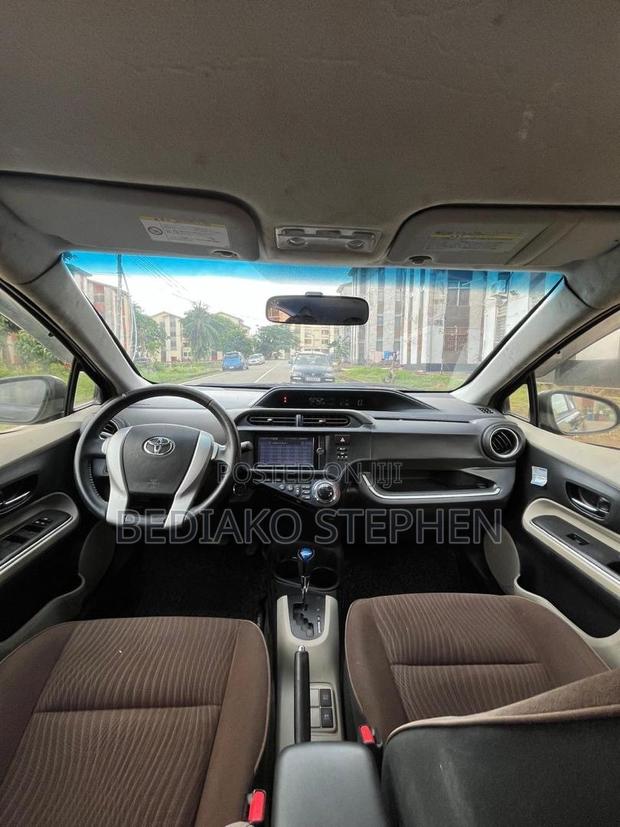 Toyota Aqua 2014 Black
