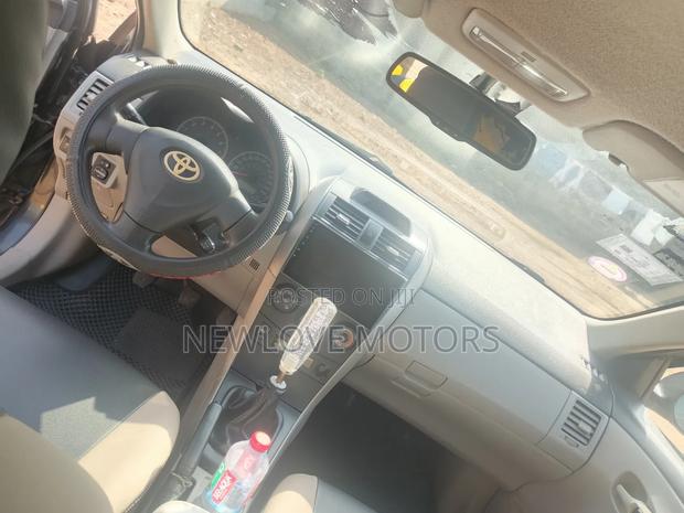 Toyota Corolla S 5-Speed 2013 Black