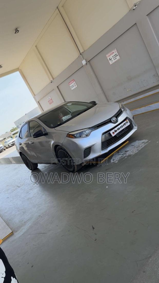 Toyota Corolla L 4dr Sedan (1.8L 4cyl 4A) 2015 Silver