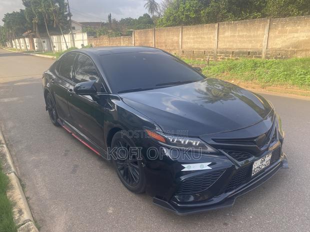 Toyota Camry 2018 Black