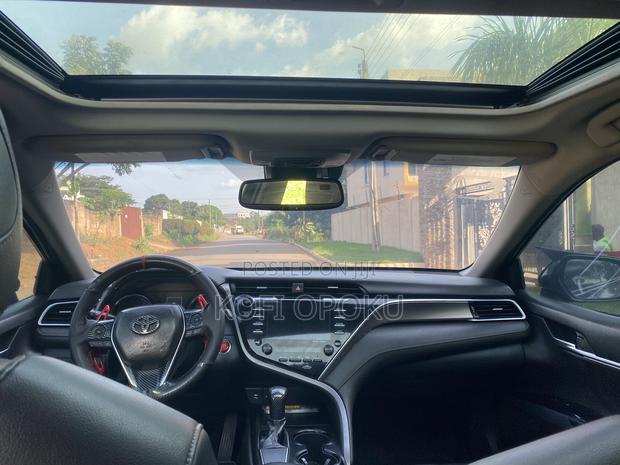 Toyota Camry 2018 Black