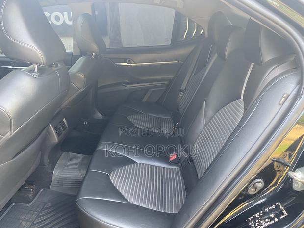 Toyota Camry 2018 Black