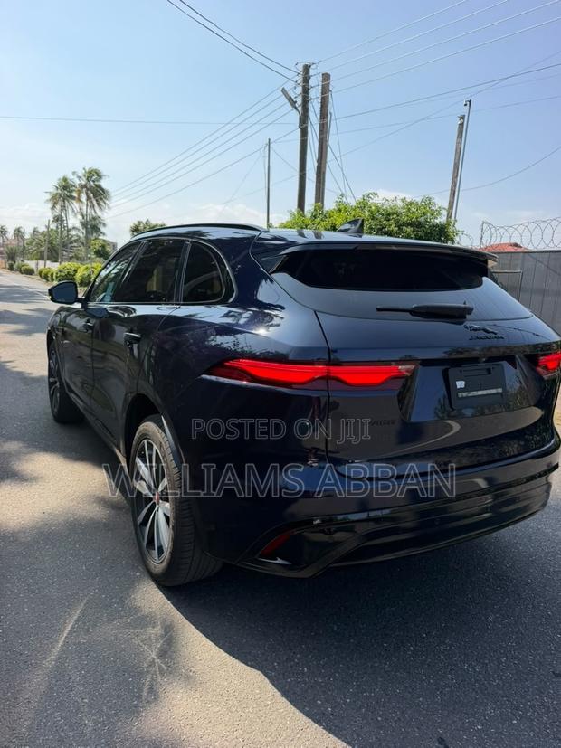 Jaguar F-Pace SVR AWD 2023 Gray