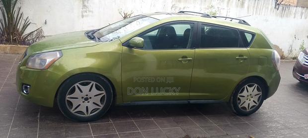 Pontiac Vibe 2.4 4WD 2010 Green