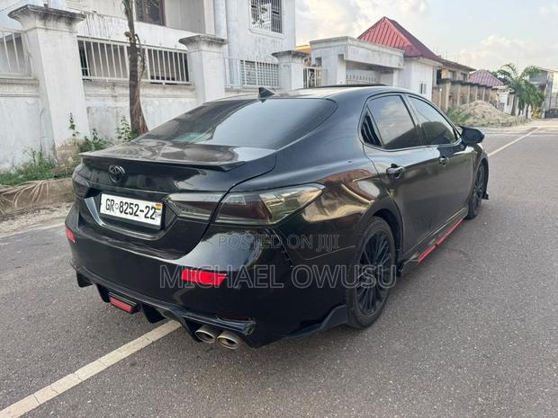 Toyota Camry 2018 Black