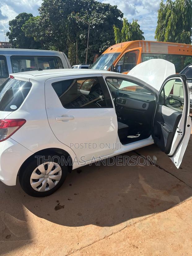 Toyota Vitz 2015 White