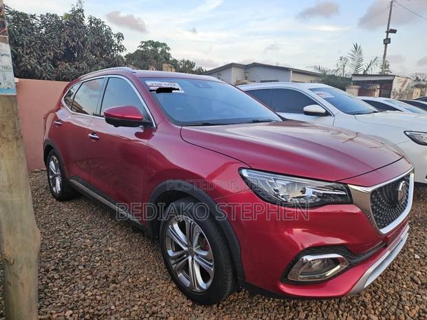 MG HS 20T DCT Trophy 2019 Red