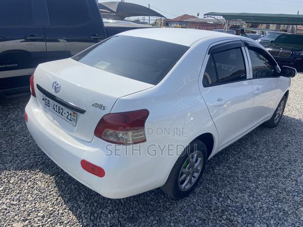 Toyota Belta 2010 White
