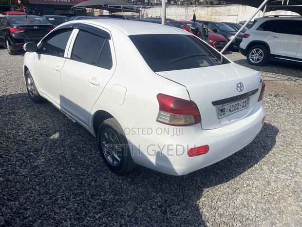 Toyota Belta 2010 White